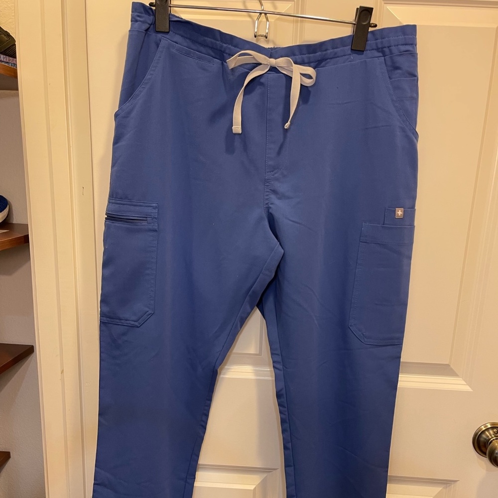 FIGS Denim Yola Scrub Pants Size Large/Petite